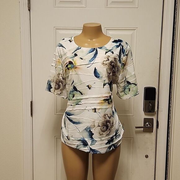 BRAND NEW SALOOS SHORT SLEEVE FLORAL PRINT DESIGN WOMEN'S BLOUSE - Picture 3 of 11